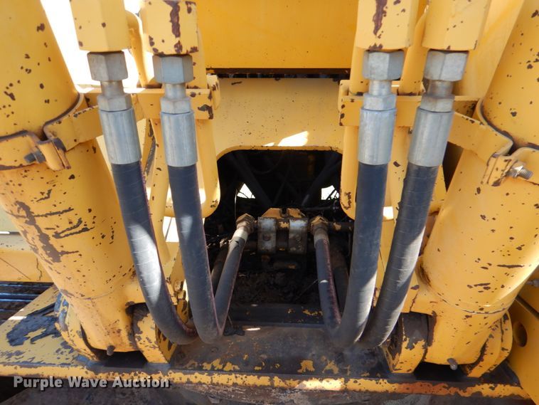 image for item KP9208 1996 John Deere 690E LC  excavator