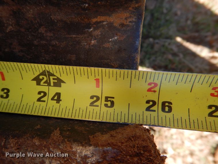 image for item KP9208 1996 John Deere 690E LC  excavator