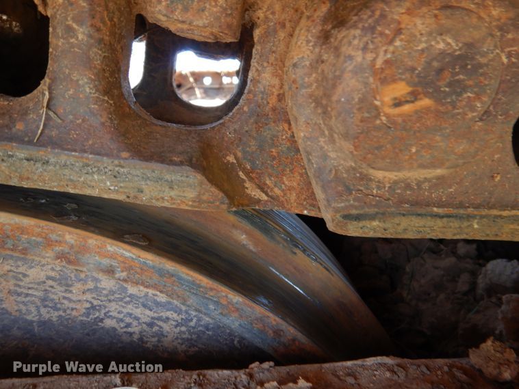 image for item KP9208 1996 John Deere 690E LC  excavator