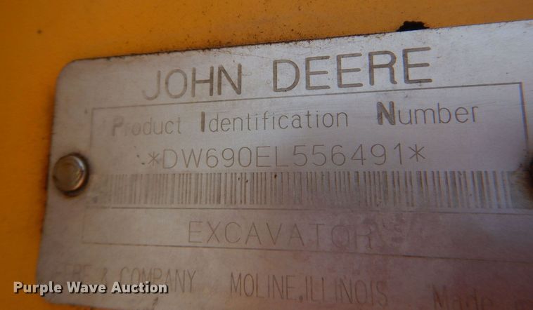 image for item KP9208 1996 John Deere 690E LC  excavator