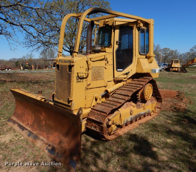 image for item KP9211 Caterpillar D4H Series II  dozer