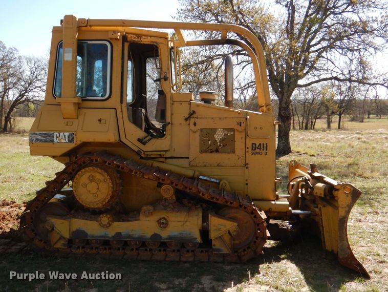 image for item KP9211 Caterpillar D4H Series II  dozer