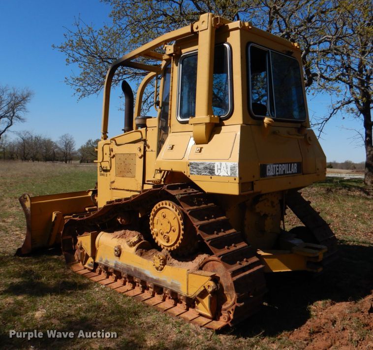 image for item KP9211 Caterpillar D4H Series II  dozer