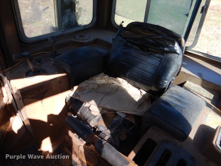 image for item KP9211 Caterpillar D4H Series II  dozer