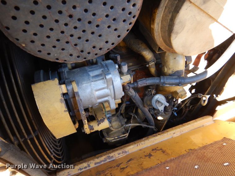 image for item KP9211 Caterpillar D4H Series II  dozer