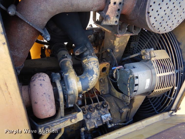 image for item KP9211 Caterpillar D4H Series II  dozer