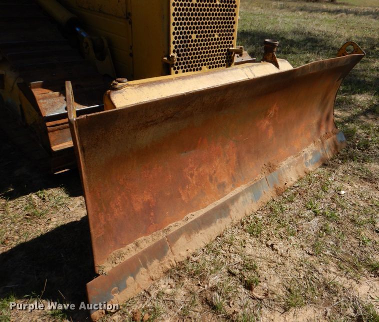image for item KP9211 Caterpillar D4H Series II  dozer