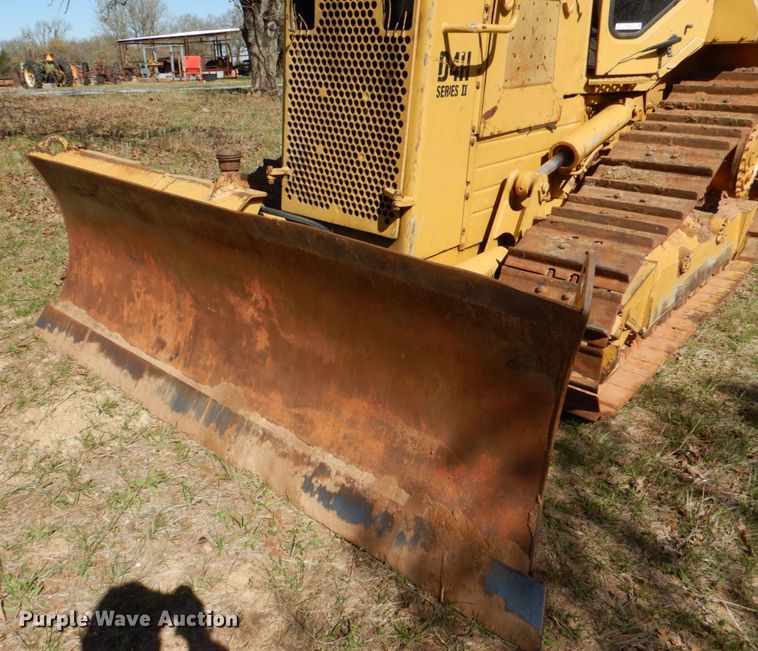 image for item KP9211 Caterpillar D4H Series II  dozer