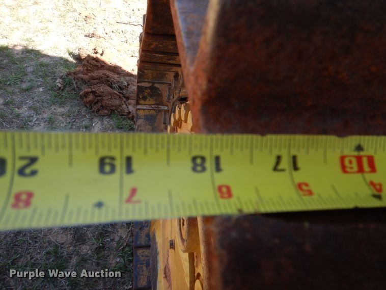 image for item KP9211 Caterpillar D4H Series II  dozer