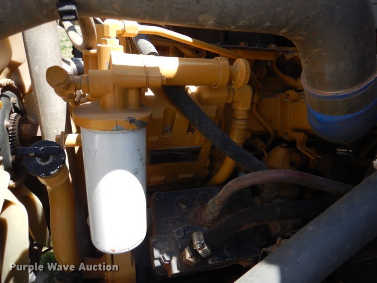 image for item KP9220 2006 Ford F750 Super Duty  fuel truck