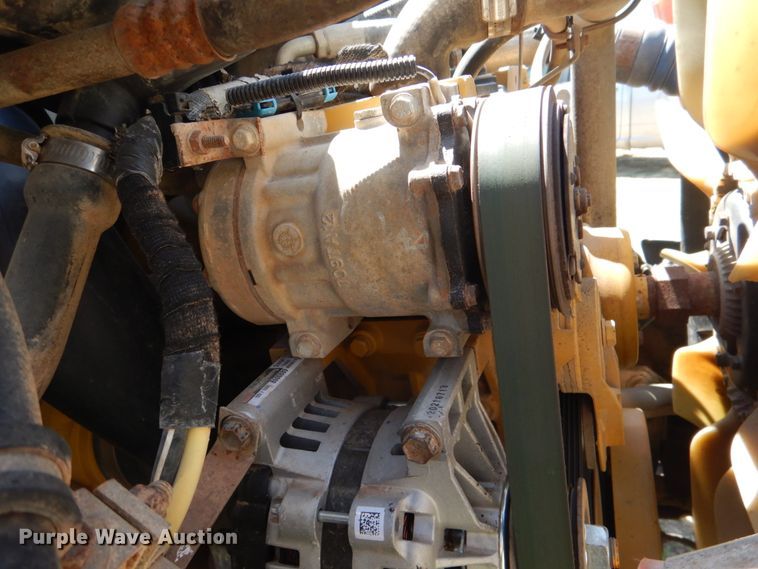 image for item KP9220 2006 Ford F750 Super Duty  fuel truck