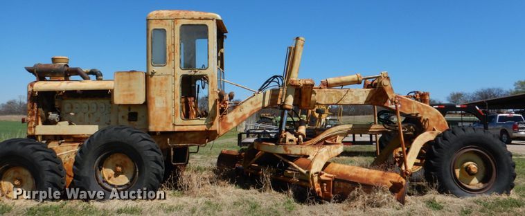 image for item KP9236 1962 Huber 11D  motor grader