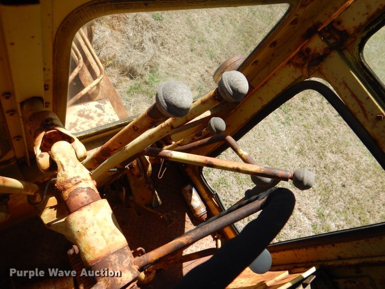 image for item KP9236 1962 Huber 11D  motor grader