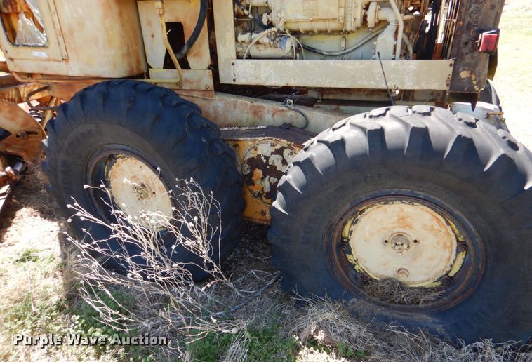 image for item KP9236 1962 Huber 11D  motor grader