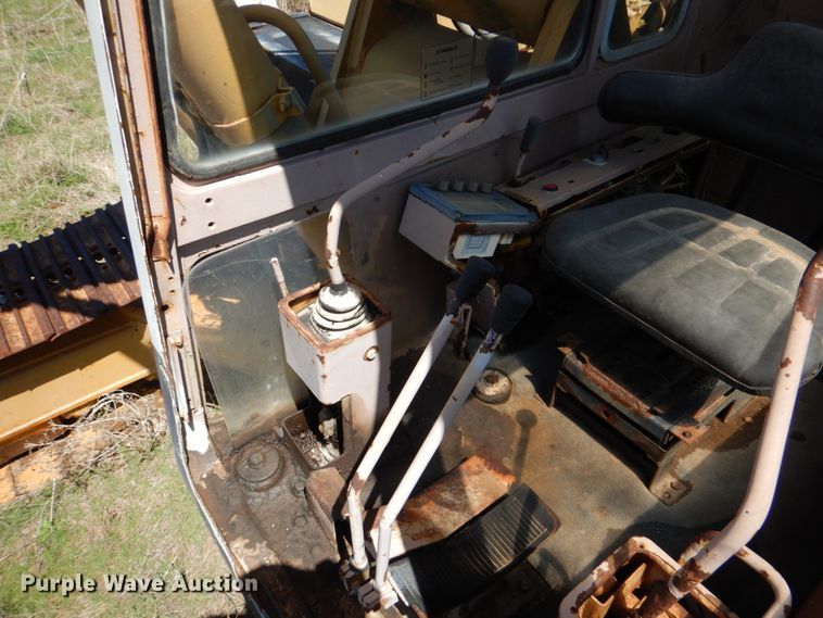 image for item KP9245 Komatsu PC200LC-3  excavator