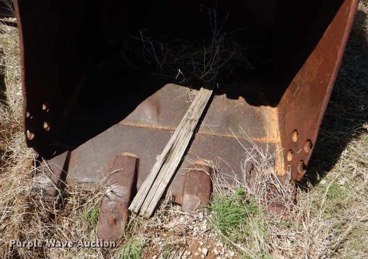 image for item KP9245 Komatsu PC200LC-3  excavator