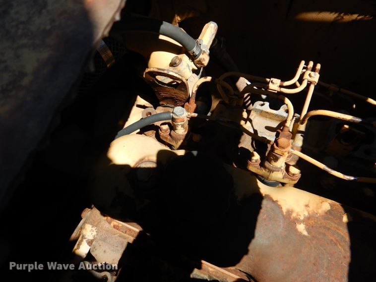 image for item KP9245 Komatsu PC200LC-3  excavator