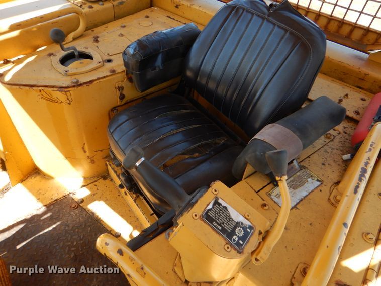 image for item KP9247 Caterpillar D6  dozer