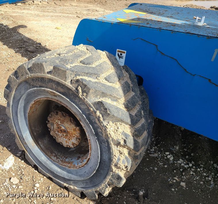 image for item KT9714 2001 Genie S60 boom lift