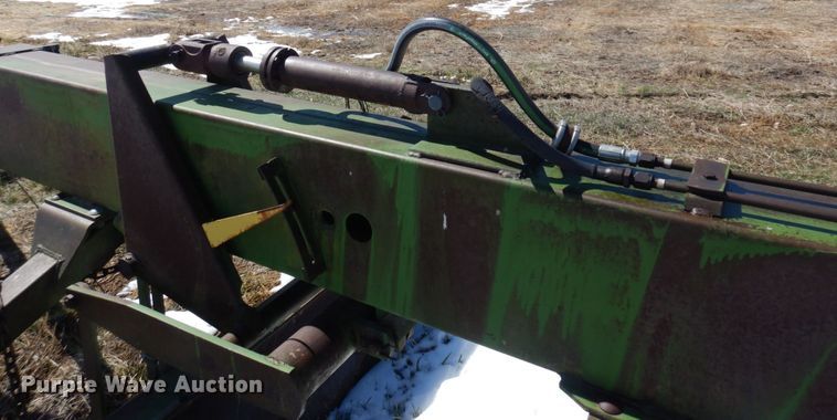 image for item KU9697 John Deere  land leveler