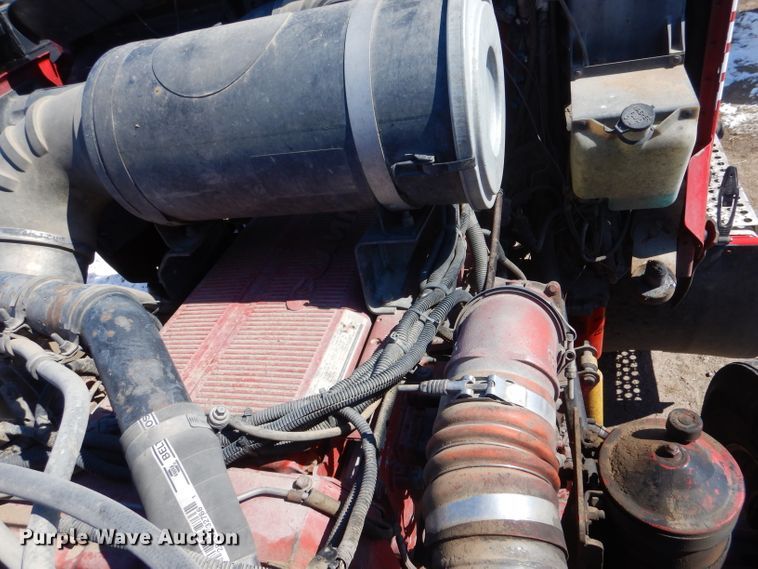 image for item LJ9812 2006 Kenworth T800  vacuum truck