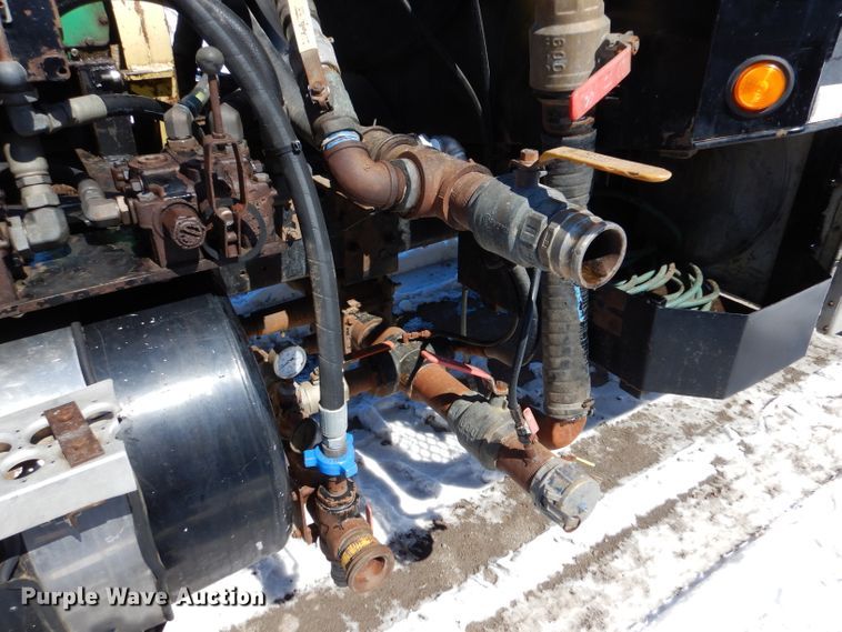 image for item LJ9813 2001 Western Star 4964SX  vacuum truck