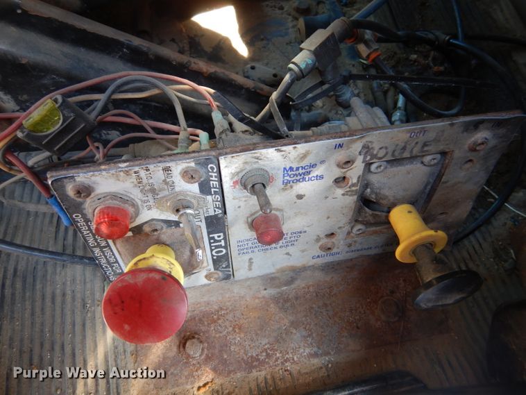 image for item LJ9813 2001 Western Star 4964SX  vacuum truck