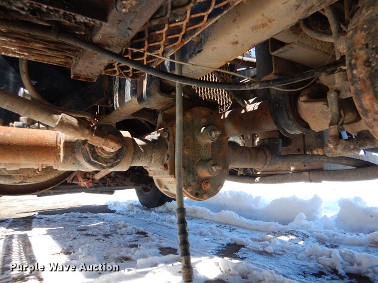 image for item LJ9813 2001 Western Star 4964SX  vacuum truck