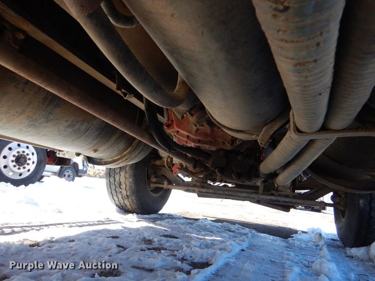 image for item LJ9813 2001 Western Star 4964SX  vacuum truck