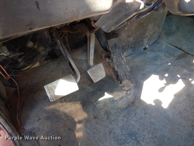 image for item LJ9813 2001 Western Star 4964SX  vacuum truck