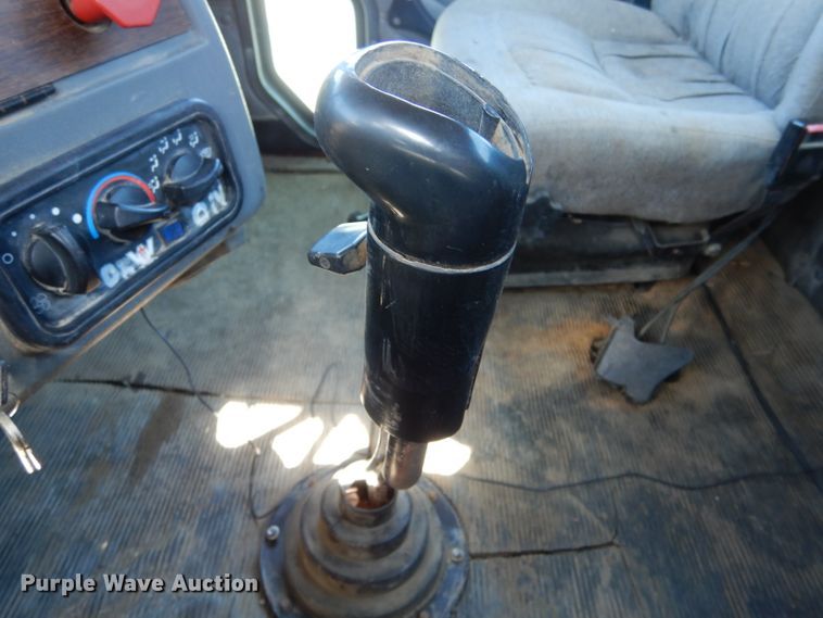 image for item LJ9813 2001 Western Star 4964SX  vacuum truck