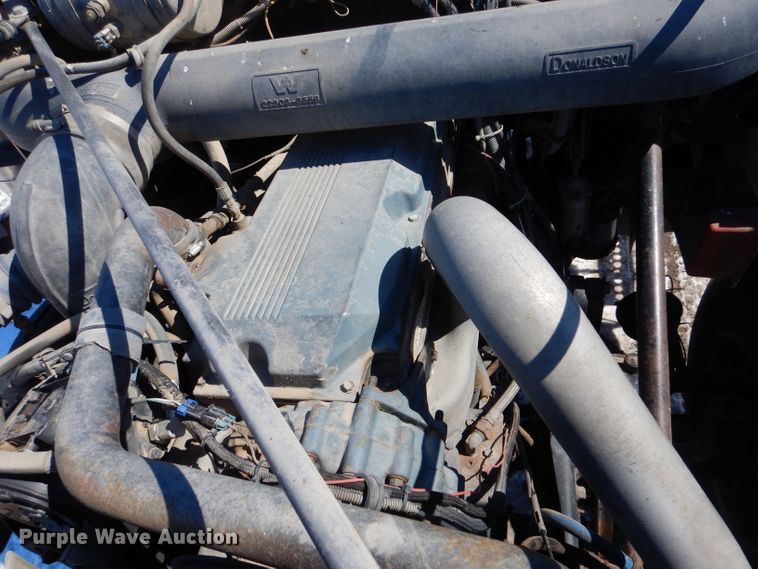 image for item LJ9813 2001 Western Star 4964SX  vacuum truck