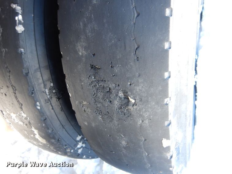 image for item LJ9813 2001 Western Star 4964SX  vacuum truck