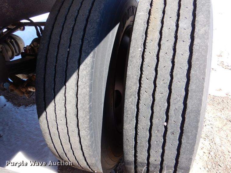 image for item LJ9814 2012 North American HVTS-130  vacuum trailer