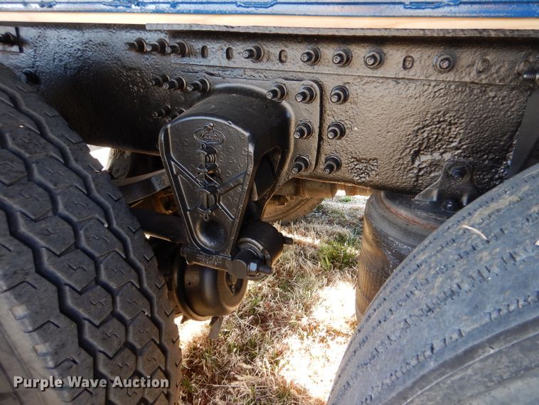 image for item LJ9918 2005 Mack CXN613  dump truck