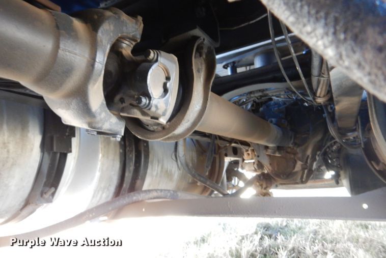 image for item LJ9918 2005 Mack CXN613  dump truck