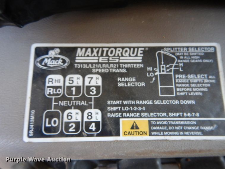 image for item LJ9918 2005 Mack CXN613  dump truck