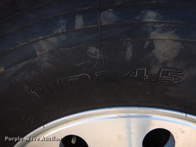 image for item LJ9918 2005 Mack CXN613  dump truck