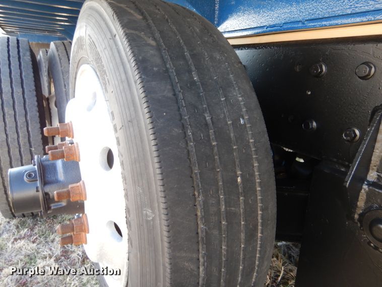 image for item LJ9918 2005 Mack CXN613  dump truck