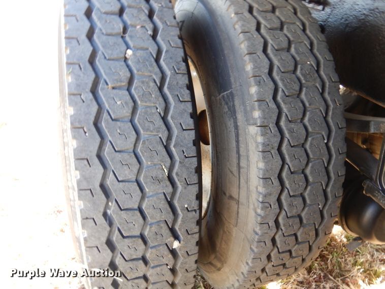 image for item LJ9918 2005 Mack CXN613  dump truck