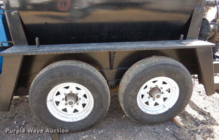 image for item LJ9934 2012 Seal-rite SR-700  seal coat trailer