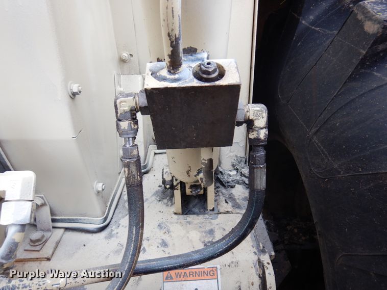 image for item MF9532 Ingersoll Rand RT-708H  forklift