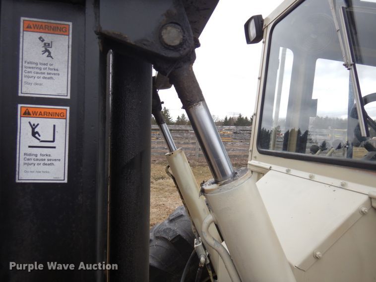 image for item MF9532 Ingersoll Rand RT-708H  forklift