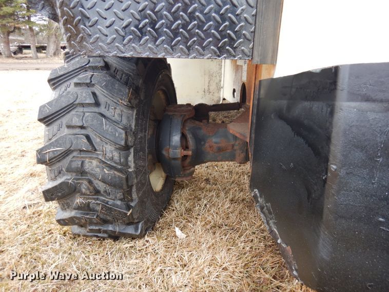 image for item MF9532 Ingersoll Rand RT-708H  forklift