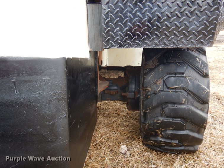 image for item MF9532 Ingersoll Rand RT-708H  forklift