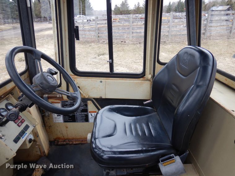 image for item MF9532 Ingersoll Rand RT-708H  forklift