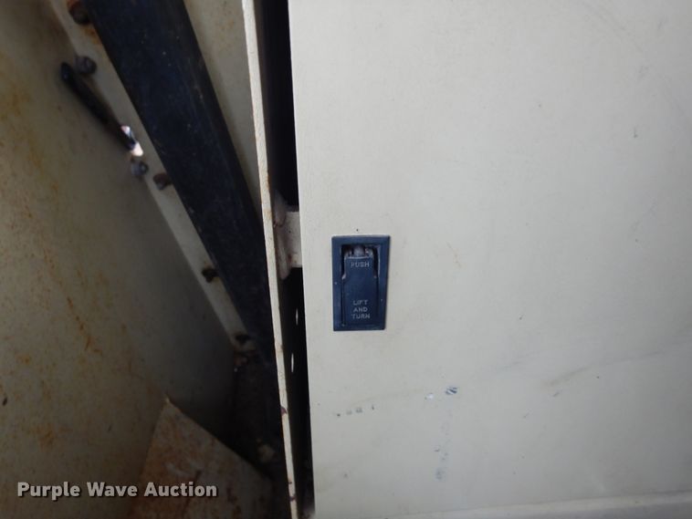 image for item MF9532 Ingersoll Rand RT-708H  forklift