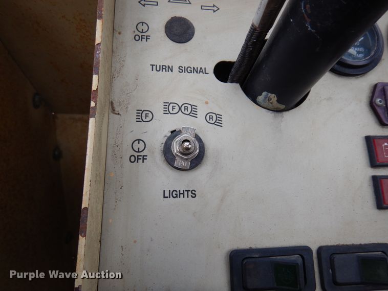 image for item MF9532 Ingersoll Rand RT-708H  forklift