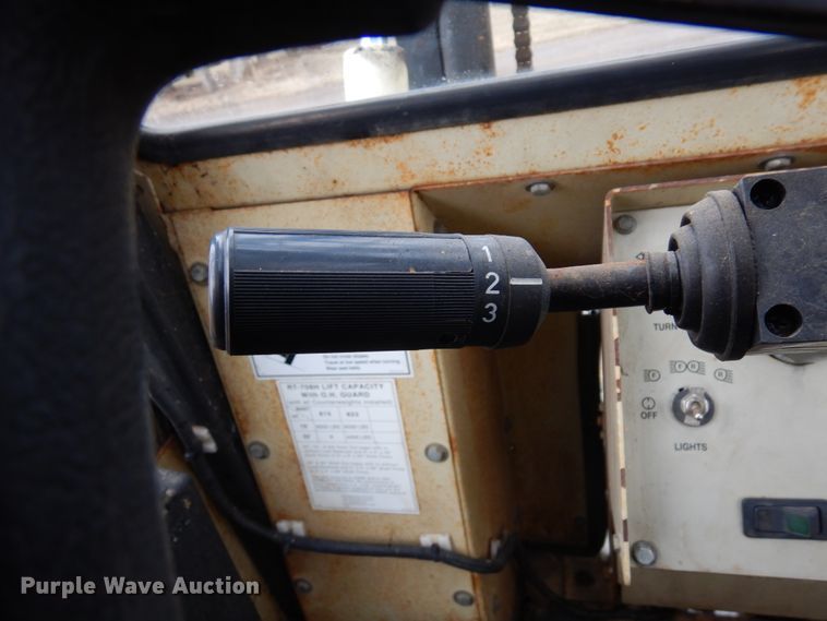 image for item MF9532 Ingersoll Rand RT-708H  forklift