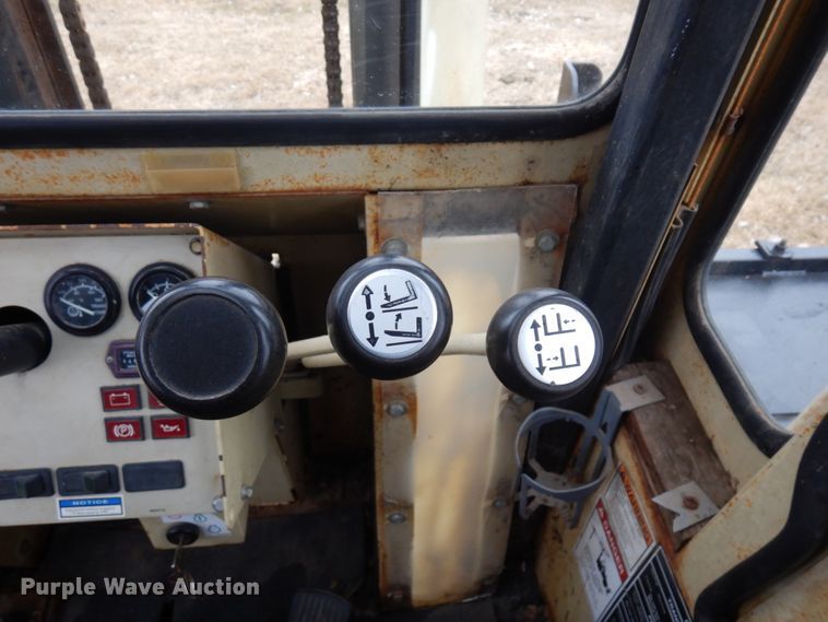 image for item MF9532 Ingersoll Rand RT-708H  forklift